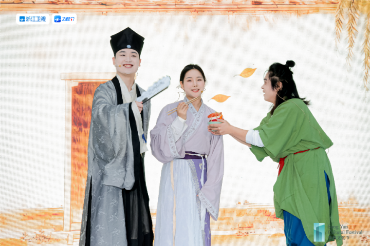 6389814833114918285891125